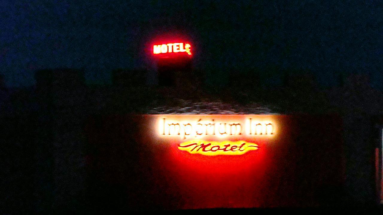 Imperium Inn Motel (Adults Only) Nova Ponte Exterior photo